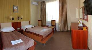 Гостиница Бира Биробиджан Кровать в общем номере с 2 кроватями-2